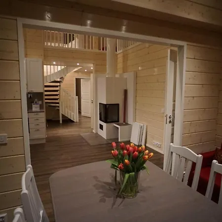 Aurora Villa